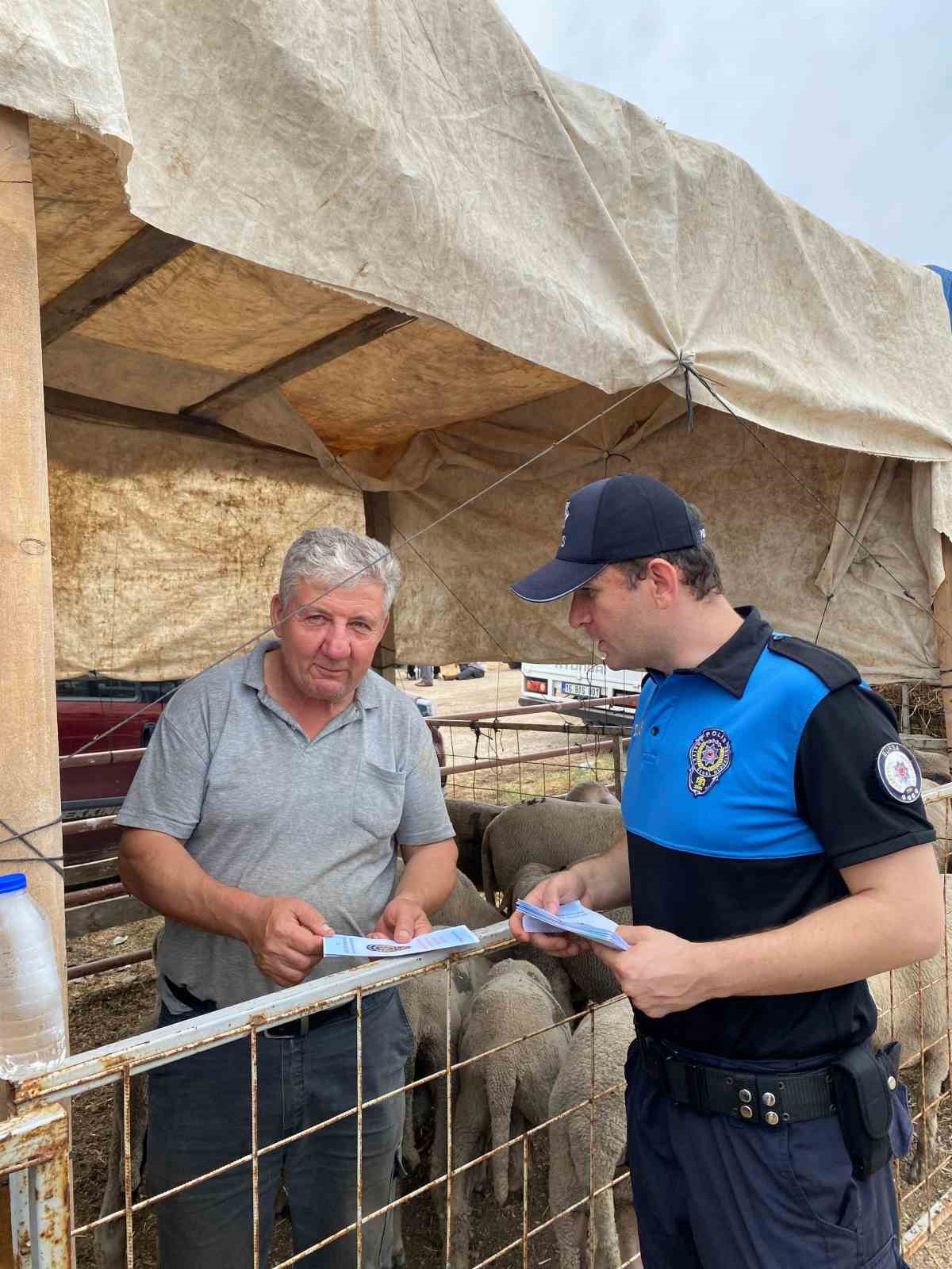 Kurban satıcıları dolandırıcılara karşı ayıldı
