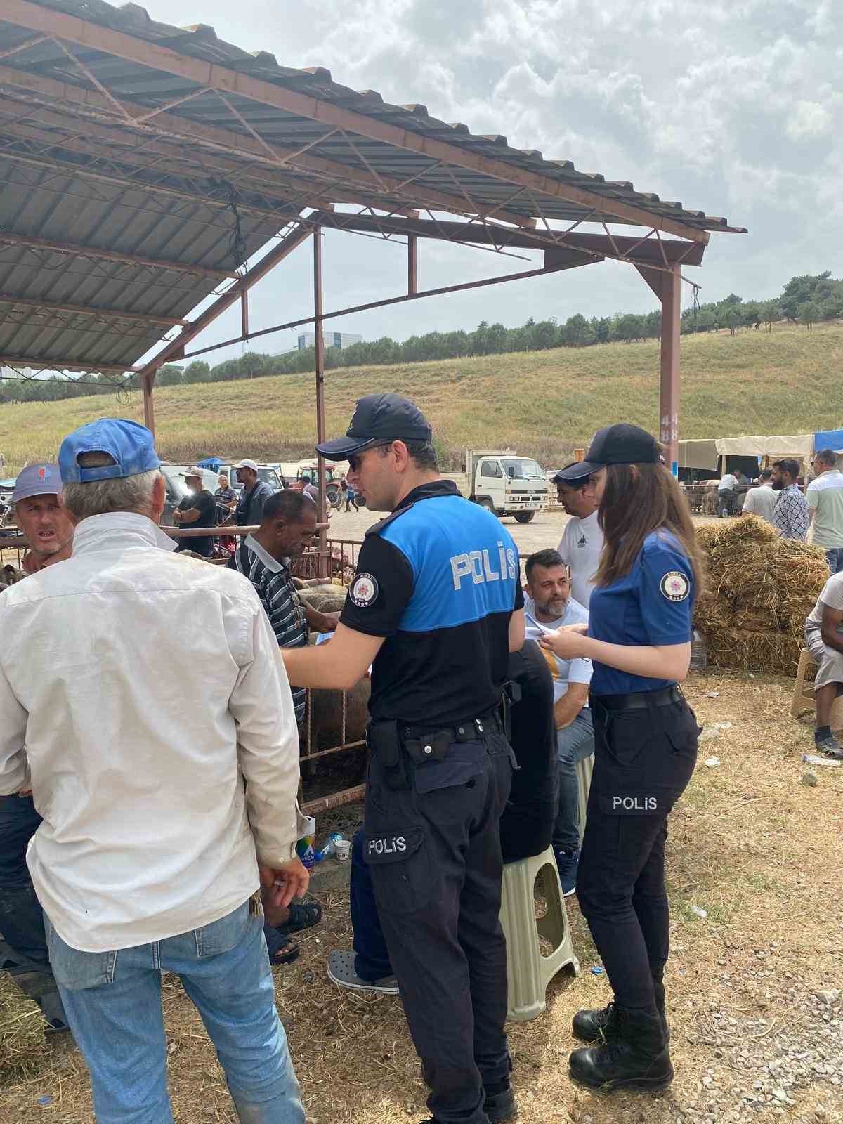 Kurban satıcıları dolandırıcılara karşı ayıldı
