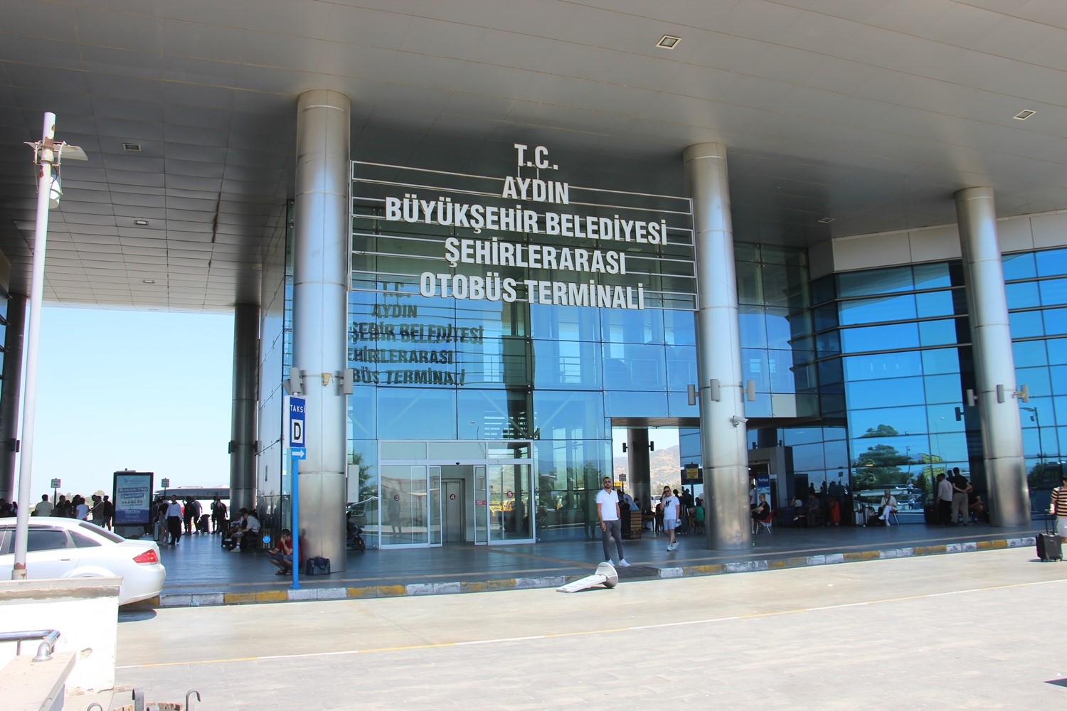 Aydın Şehirlerarası Otobüs Terminali’nde Kurban Bayramı yoğunluğu
