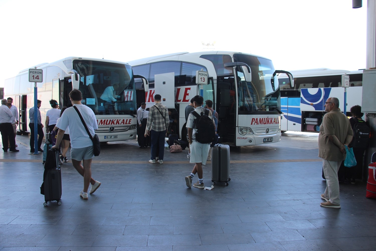 Aydın Şehirlerarası Otobüs Terminali’nde Kurban Bayramı yoğunluğu
