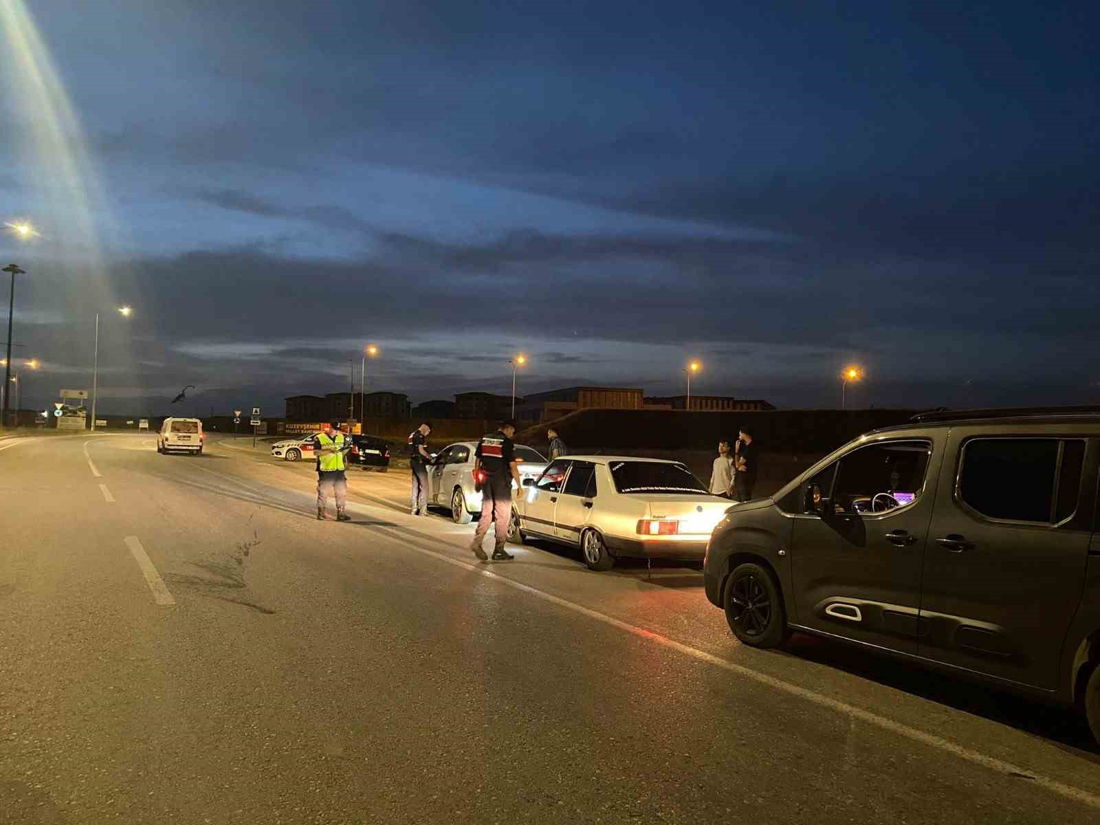 Gaziantep’te jandarma ekipleri bayram tedbirlerini yoğunlaştırdı
