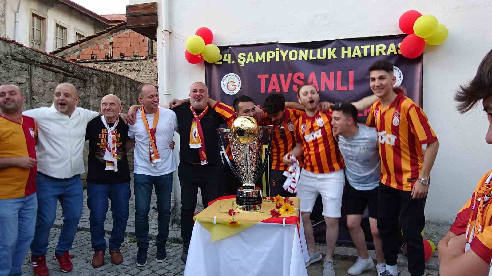 Galatasaray’ın 24. şampiyonluk kupası Tavşanlılarla buluştu
