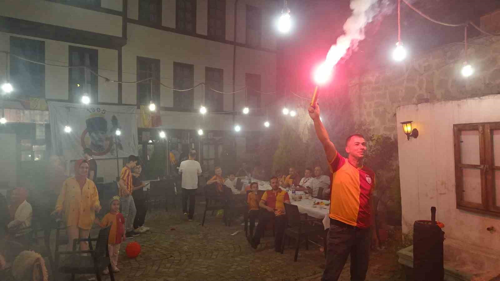 Galatasaray’ın 24. şampiyonluk kupası Tavşanlılarla buluştu
