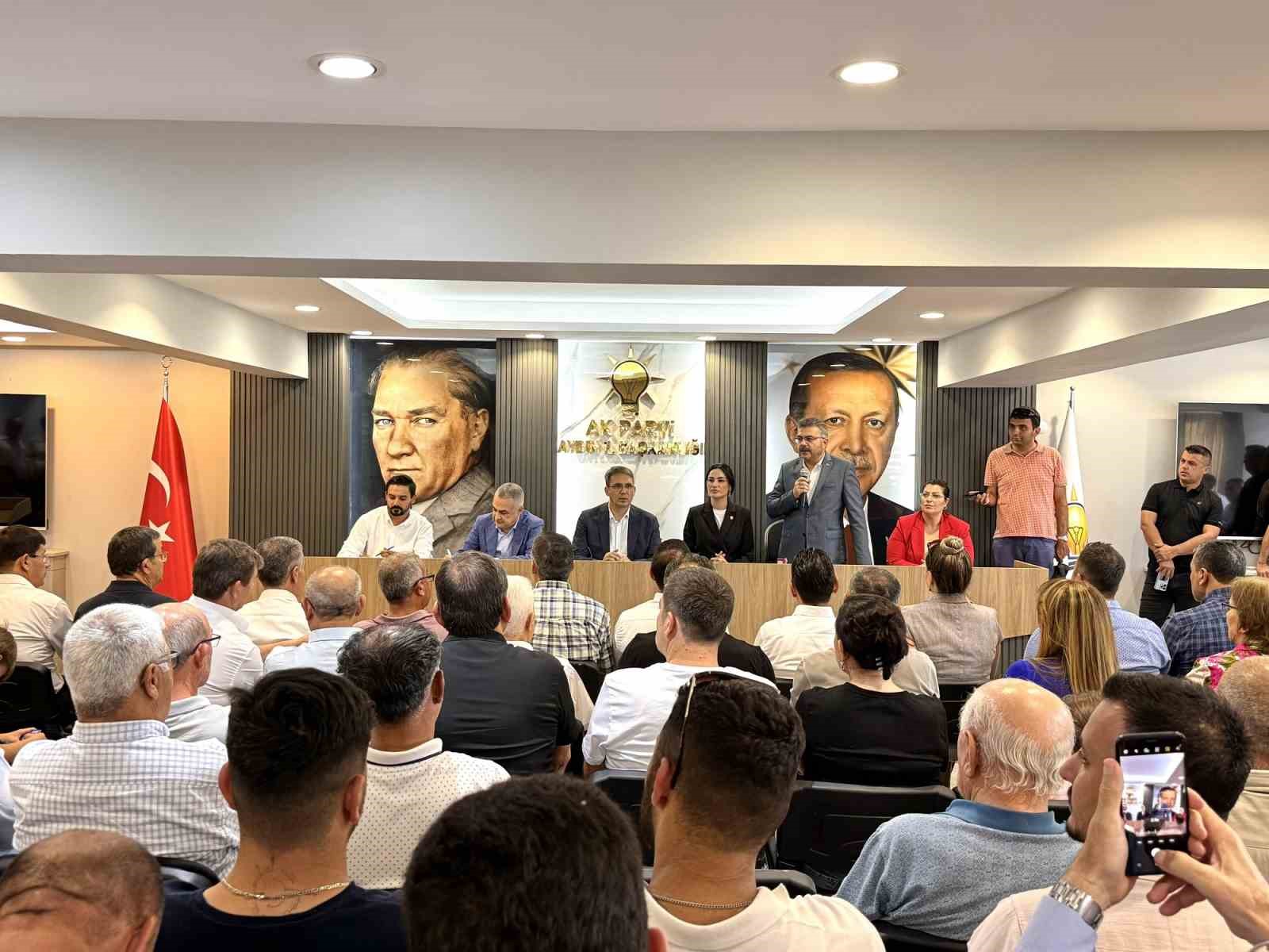 AK Parti Aydın teşkilatı bayramlaştı
