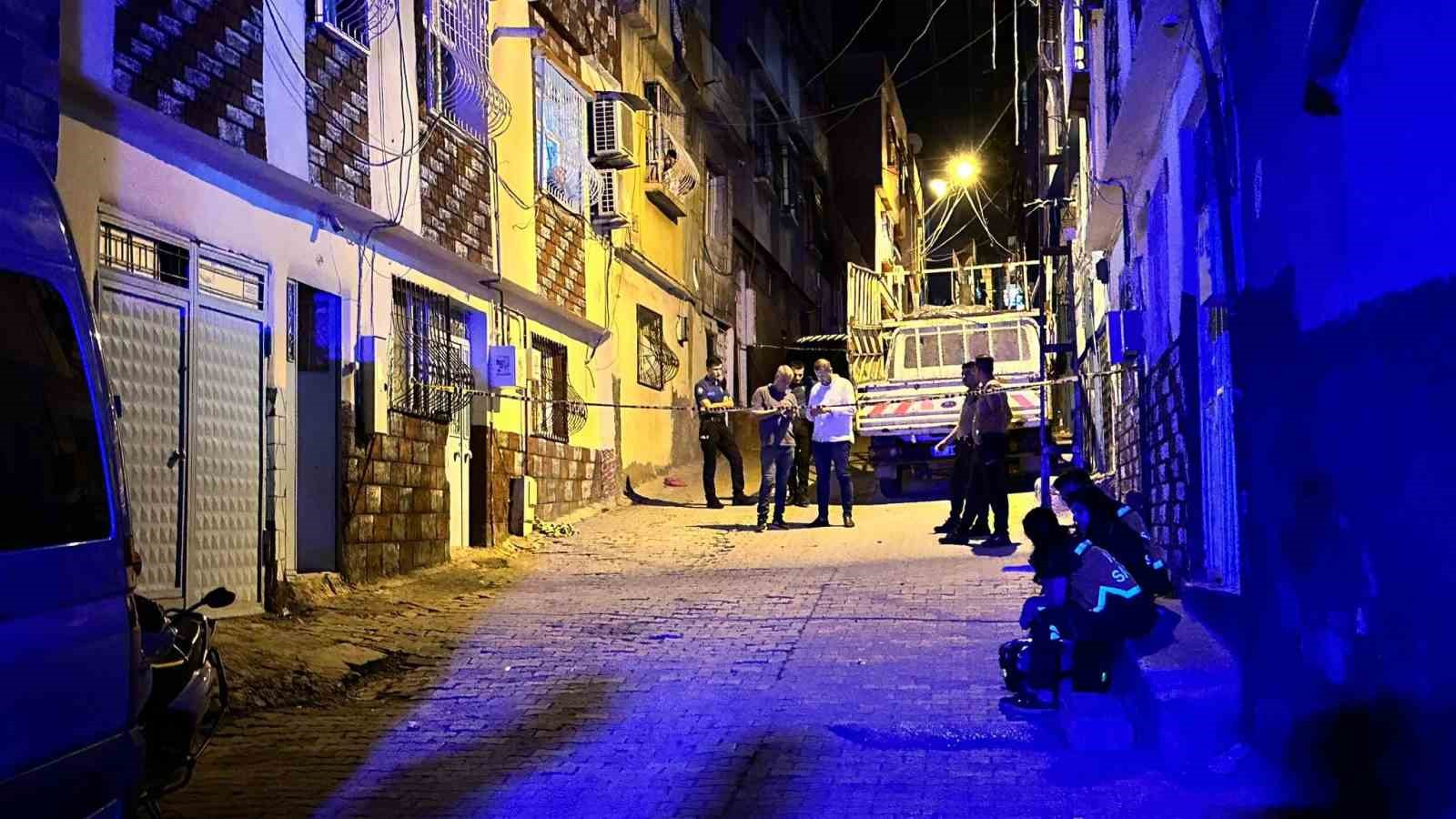 Gaziantep’te cinnet getiren şahıs dehşet saçtı: 6 ölü, 2 yaralı
