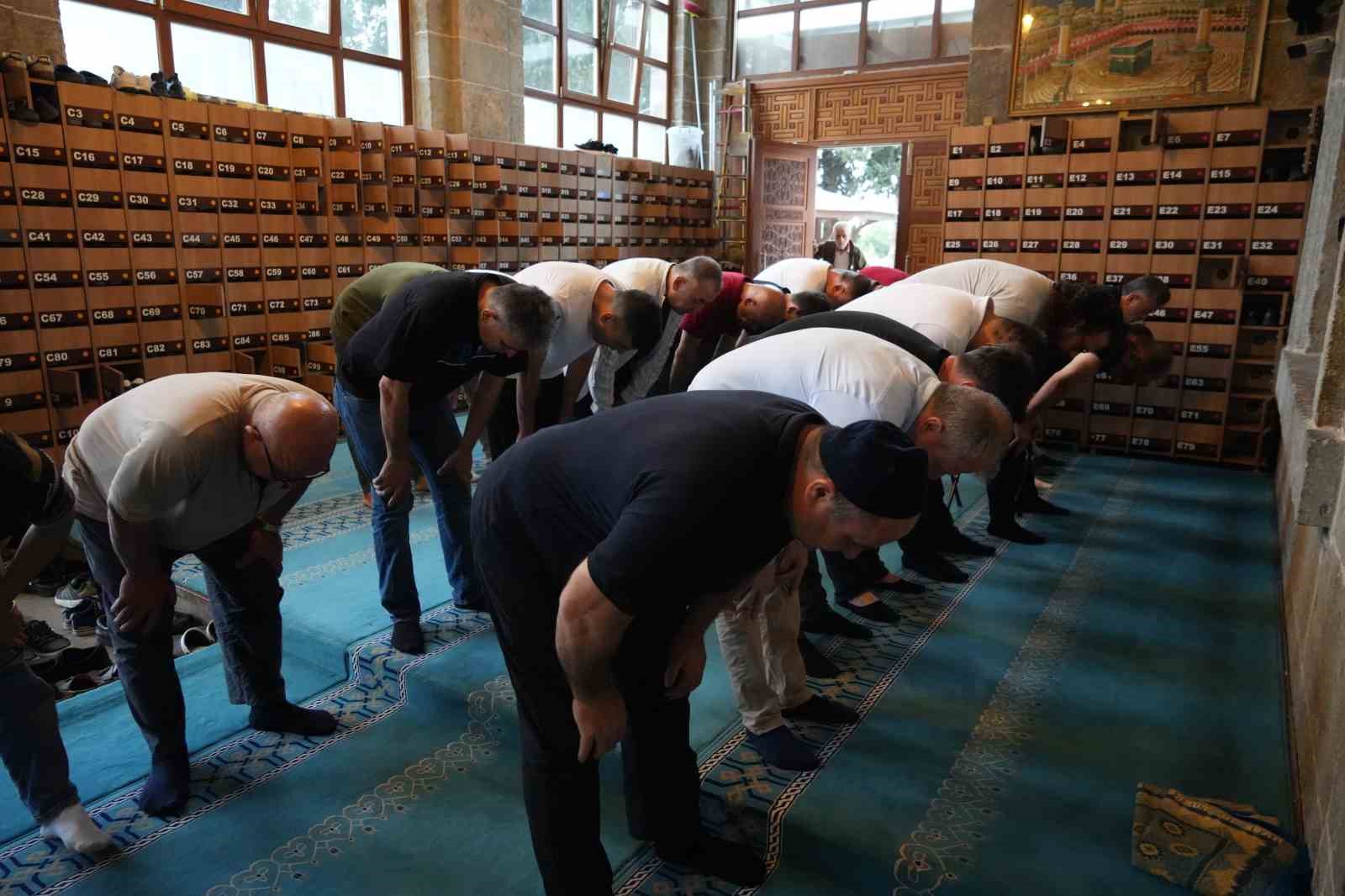 Samsun’da bayram namazı coşkusu
