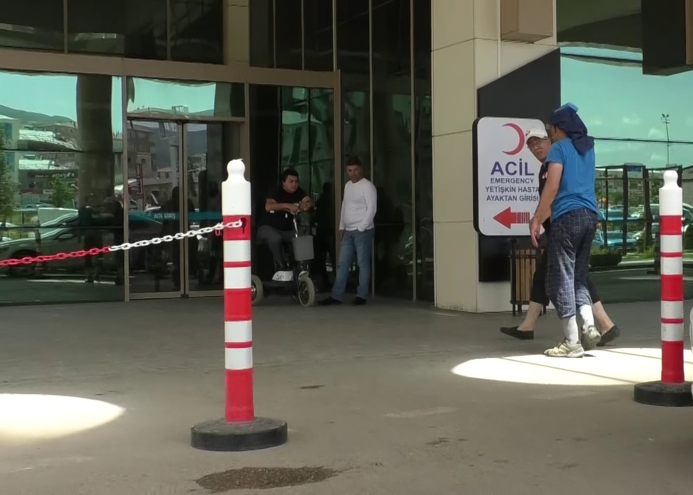 Erzurum’da acemi kasaplar hastanelere koştu
