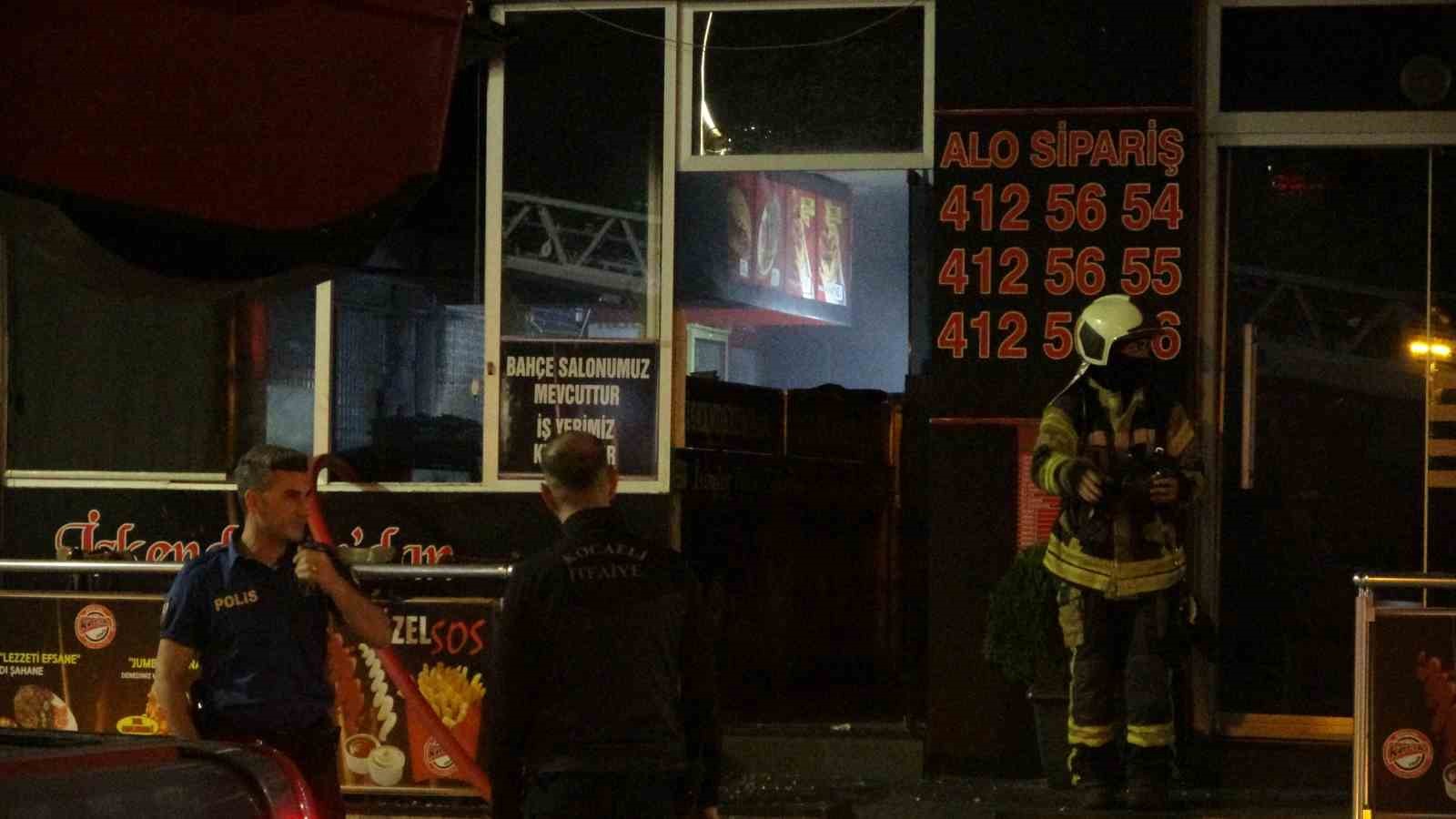 İş yerindeki fritözden yangın çıktı
