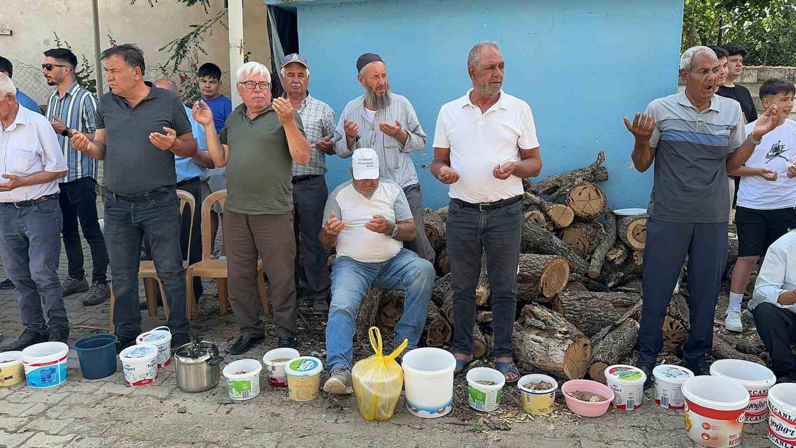 Bu köyde kurban eti girmeyen ev kalmıyor
