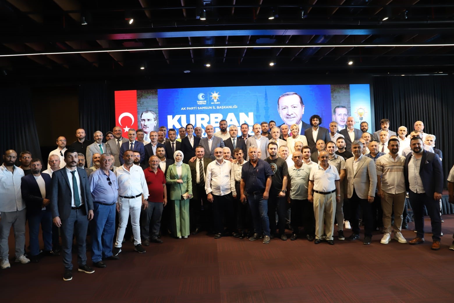 AK Parti Samsun teşkilatında bayramlaşma
