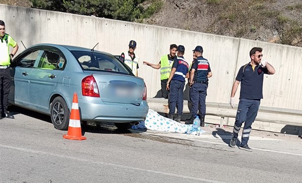 Sinop’ta tünel girişinde kaza: 1 ölü, 2 yaralı
