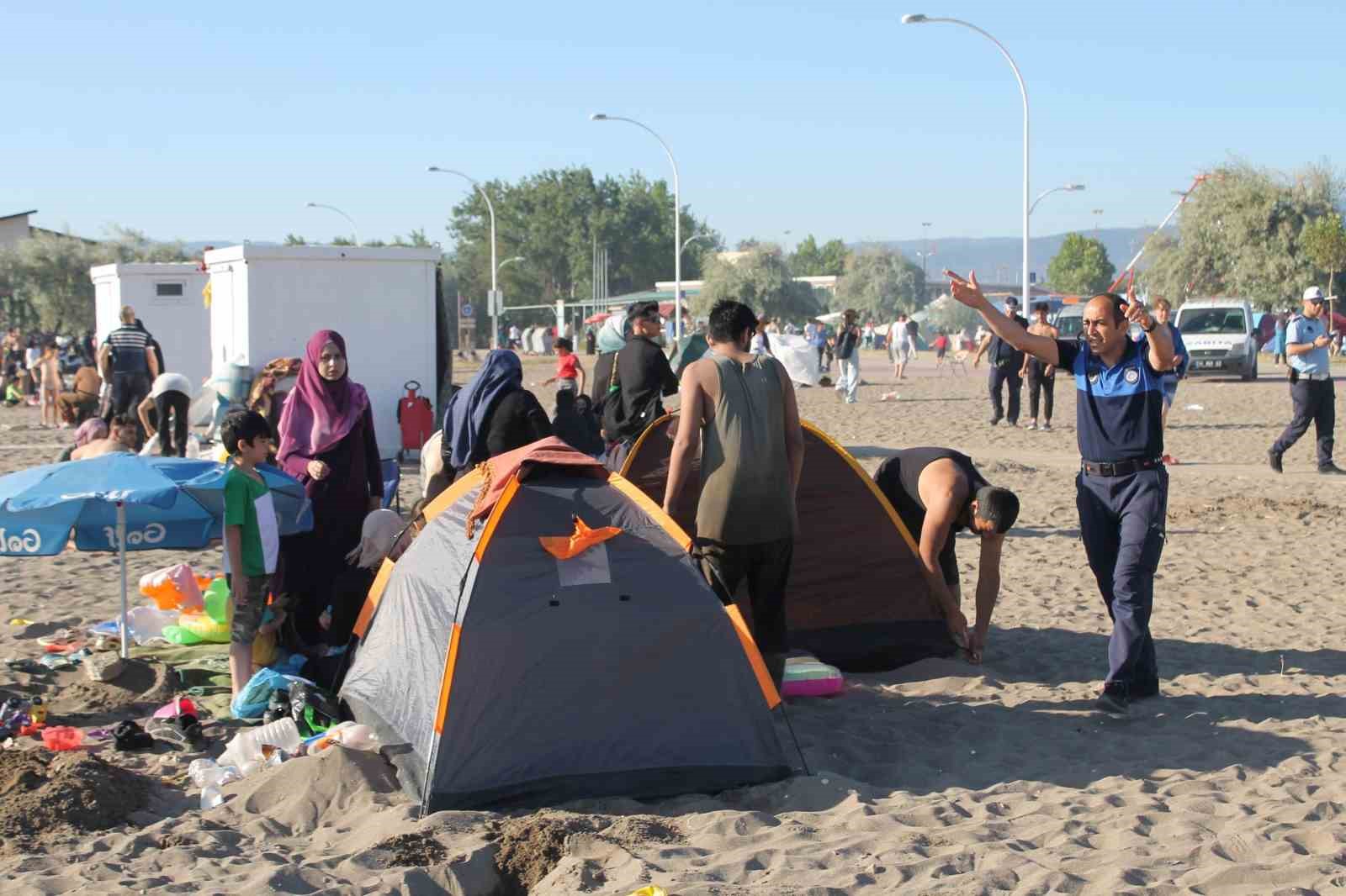 Gemlik sahillerinde çadır operasyonu
