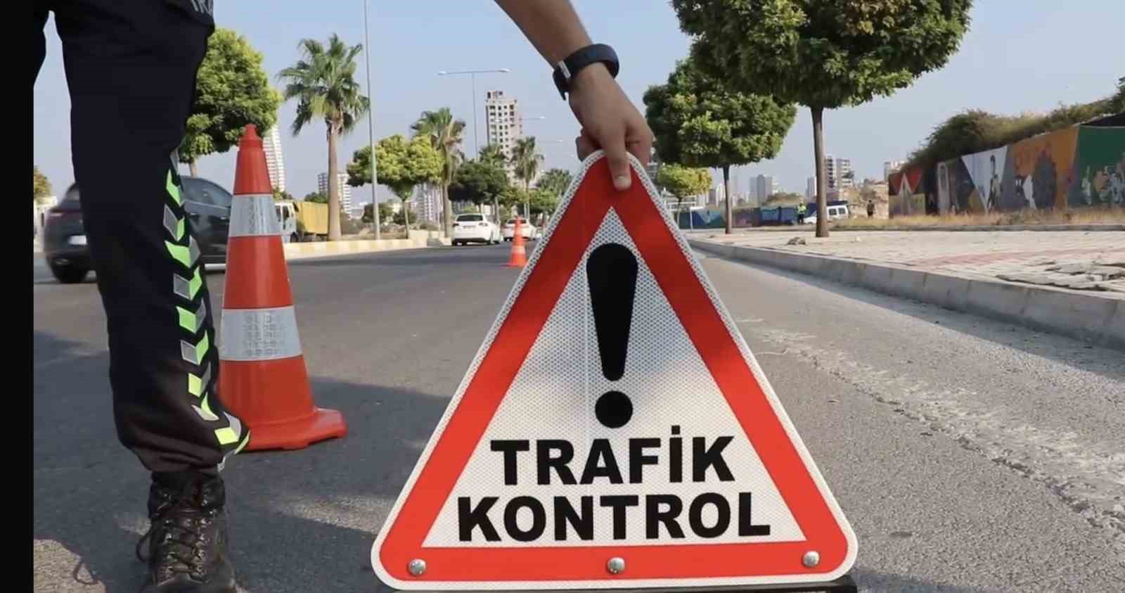 Mersin’de tatil beldelerinde trafik denetimleri sürüyor
