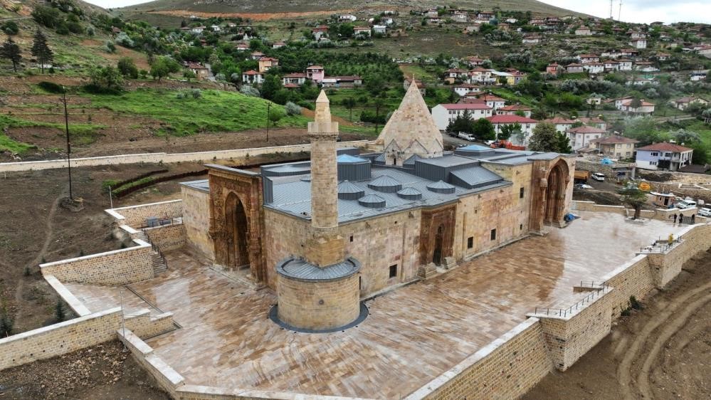 7 asır sonra durmuştu, 85 yılın ardından yeniden hareket etti
