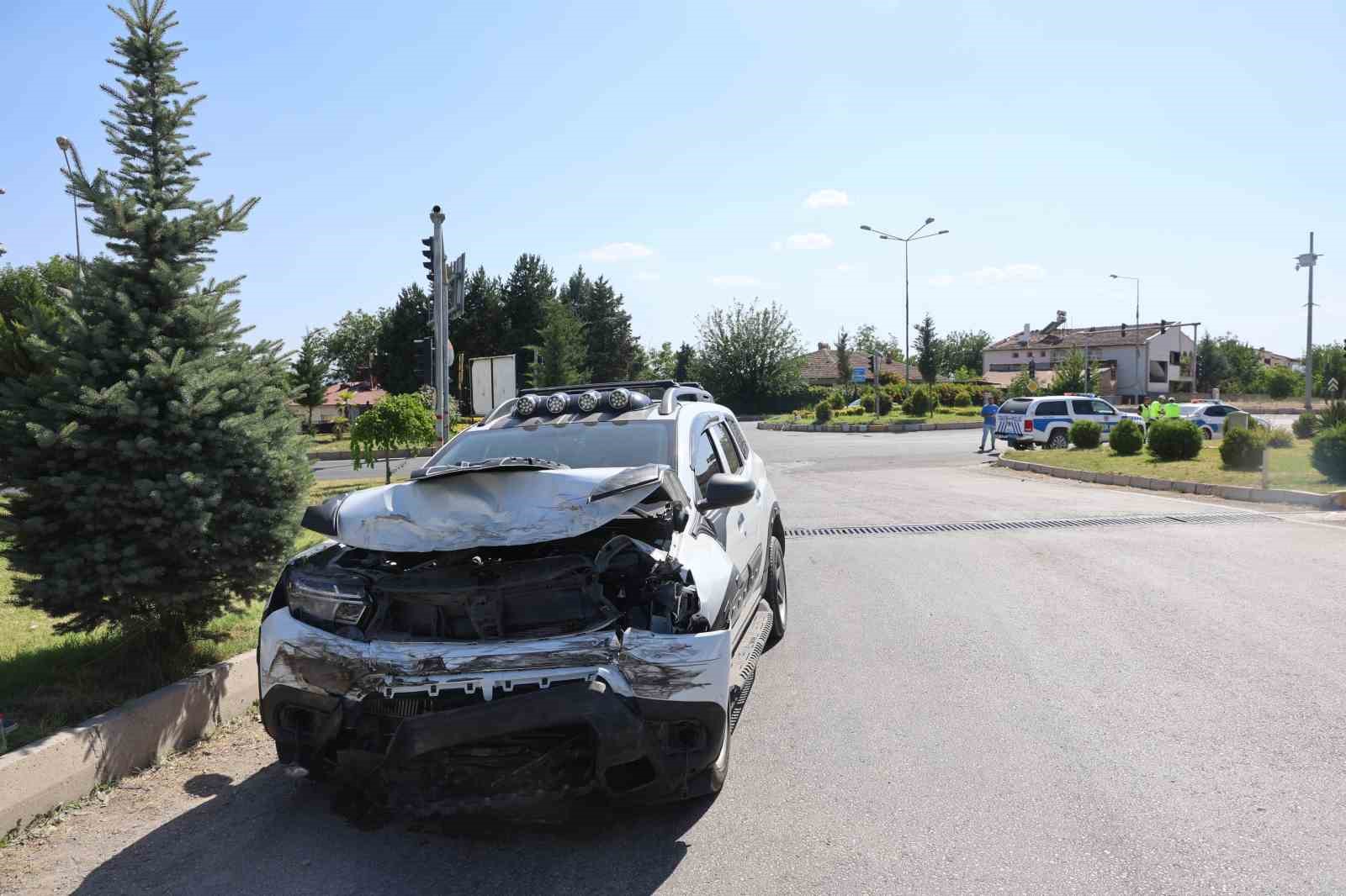 Elazığ’da ambulans takla attı: 5 yaralı
