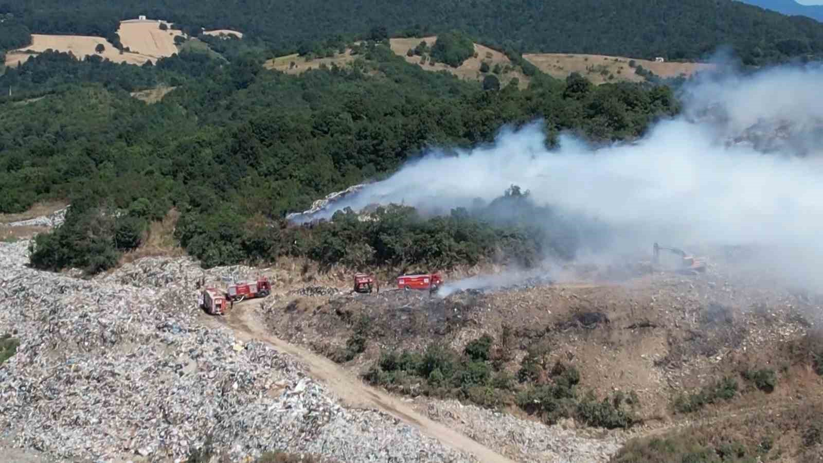 Yalova’da katı atık depolama sahasında yangını
