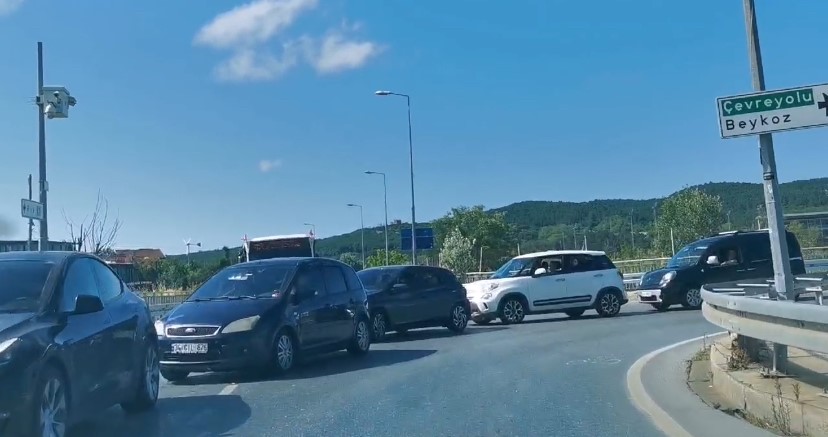 İstanbullular Riva’ya akın etti, trafik yoğunluğu oluştu
