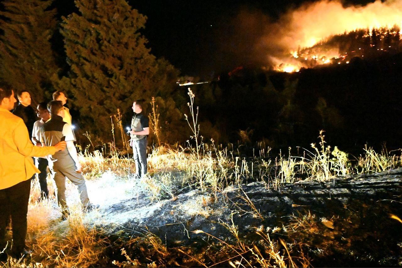 Bakan Yumaklı, Çanakkale’deki yangınları gece boyu takip etti
