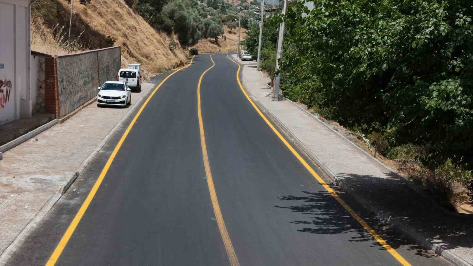 Büyükşehir, Nazilli Dereağzı Caddesi’ni yeniledi
