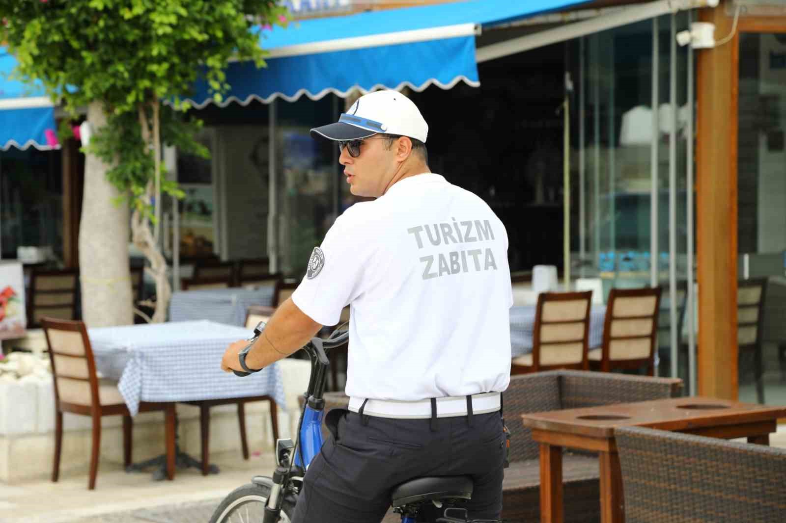 Bodrum Belediyesi turizm zabıtaları görev başında
