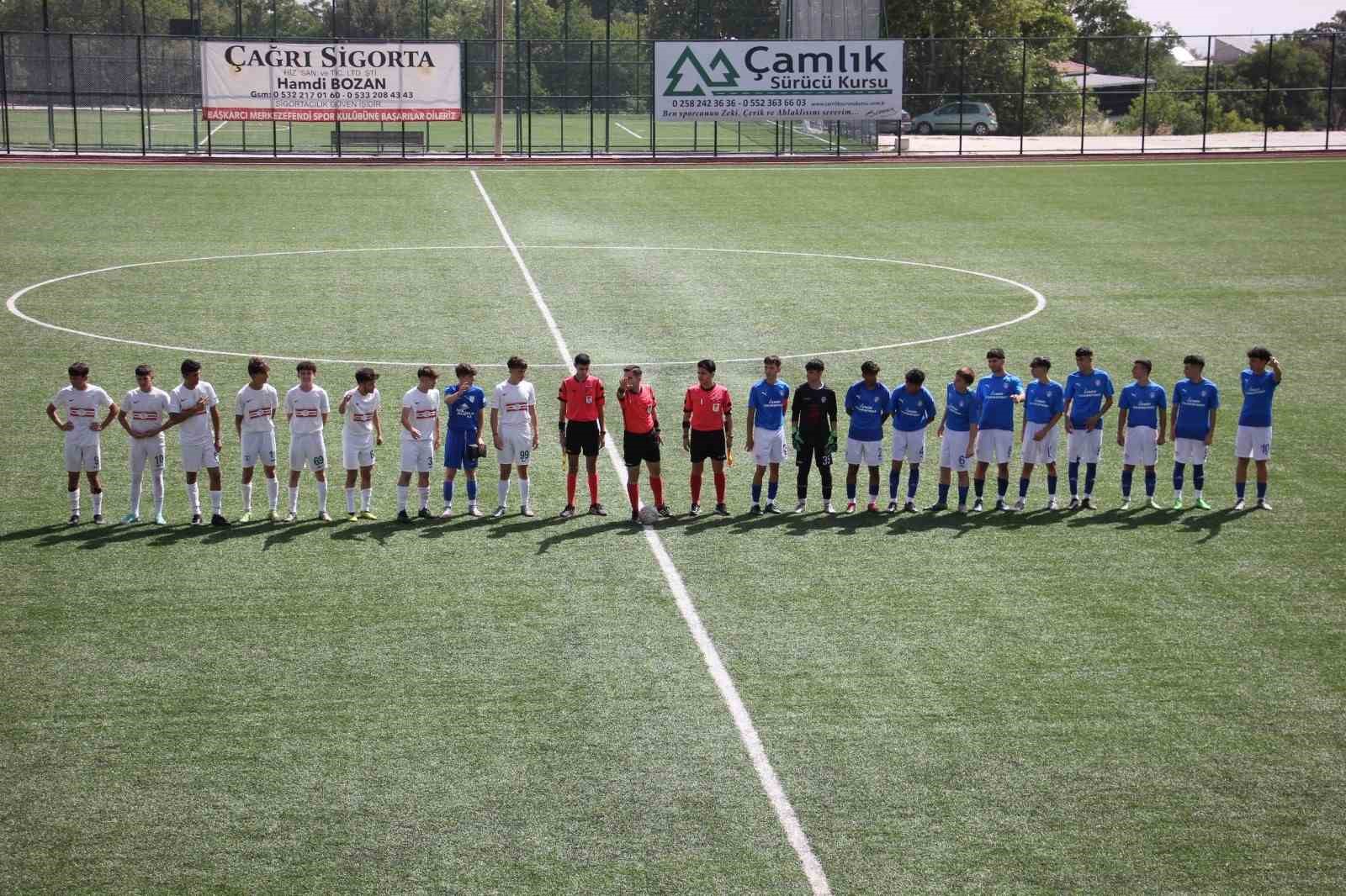 İzmir Pınargücü, TFF U17 Türkiye Şampiyonası’nda şampiyon oldu
