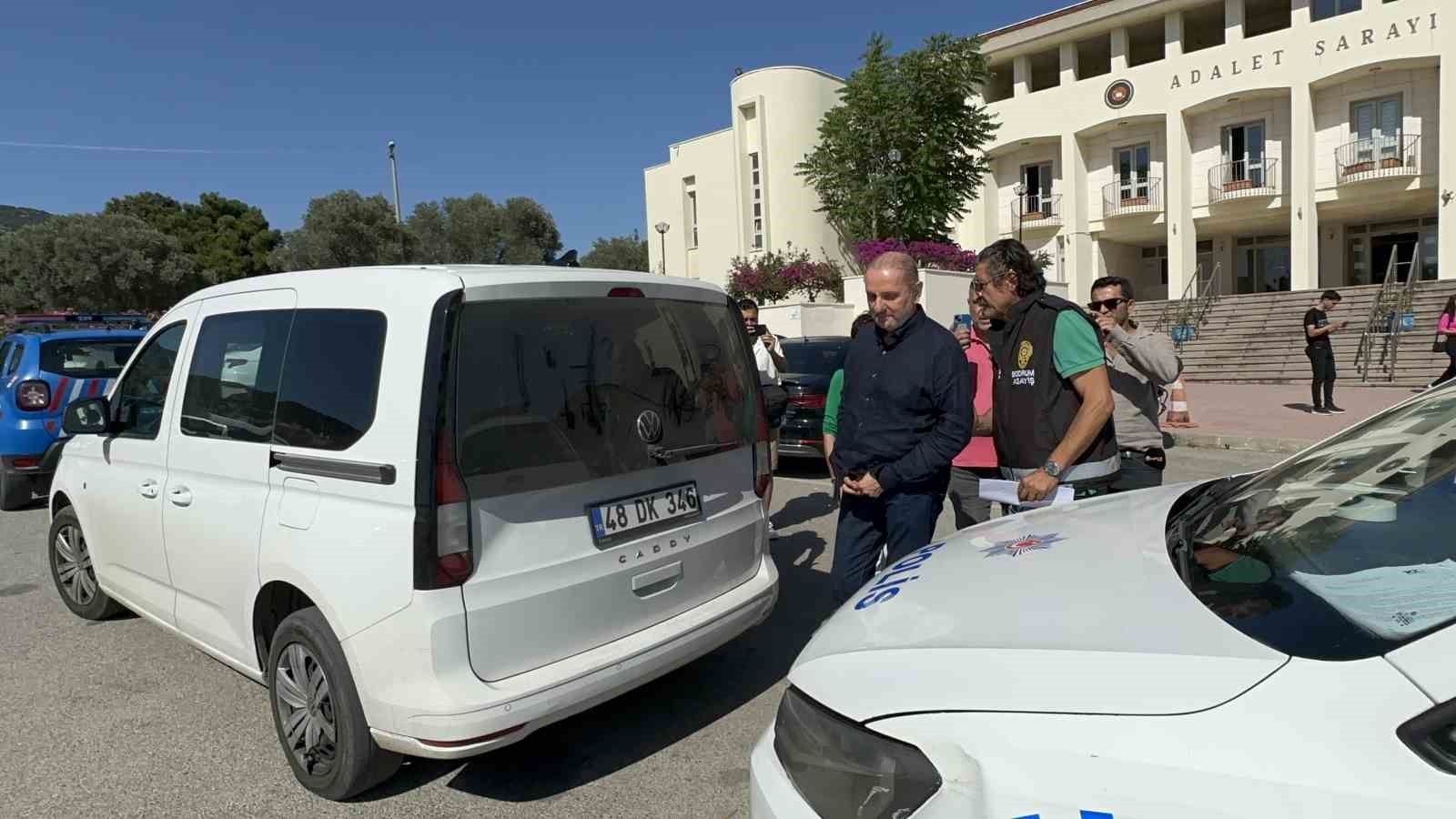 Cumhurbaşkanına hakaret eden Levent Arkan’ın İzmir’de ki davası da ortaya çıktı
