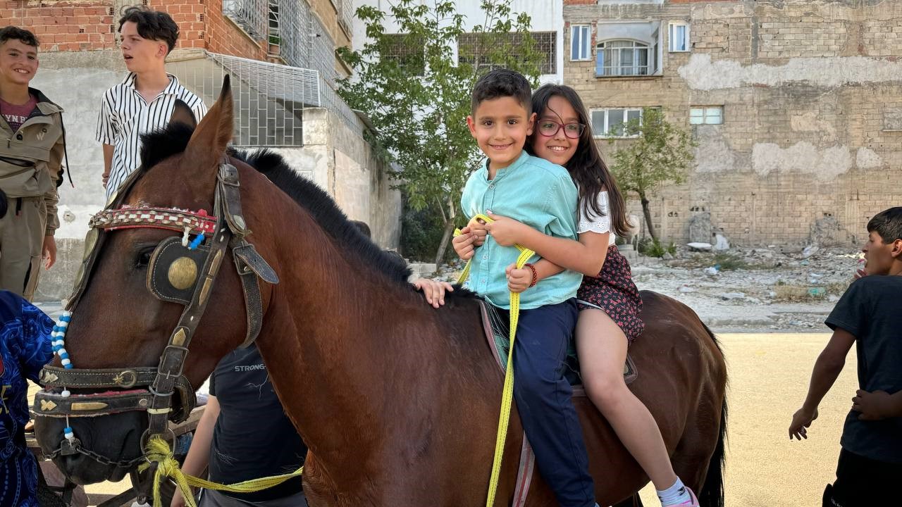 Kilis’te çocuklar bayram yerinde gönüllerince eğlendi
