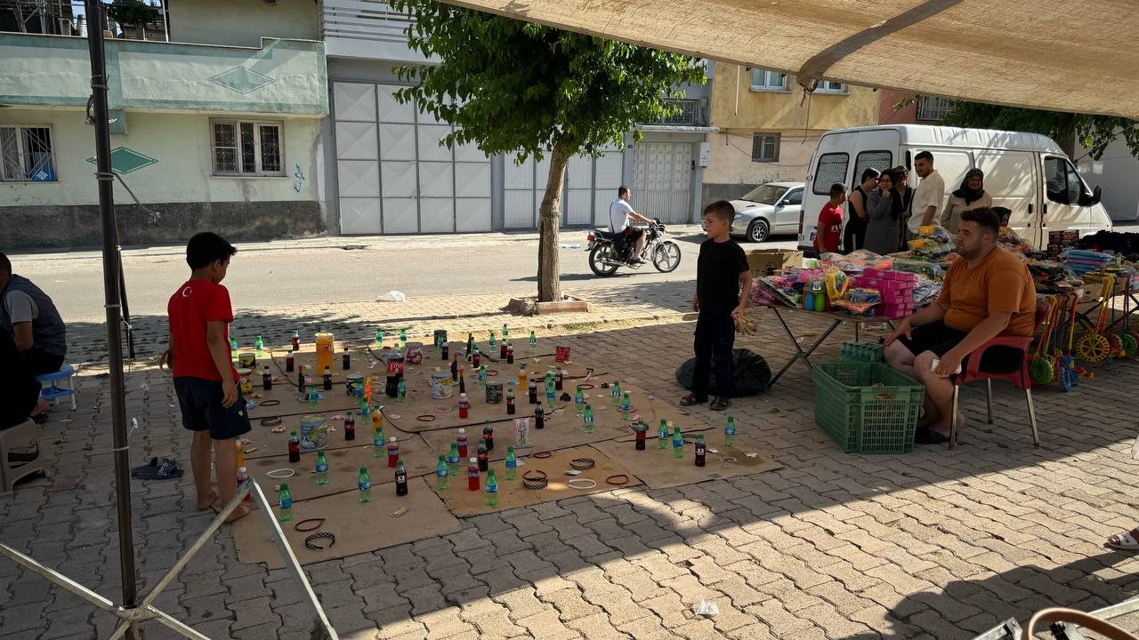 Kilis’te çocuklar bayram yerinde gönüllerince eğlendi
