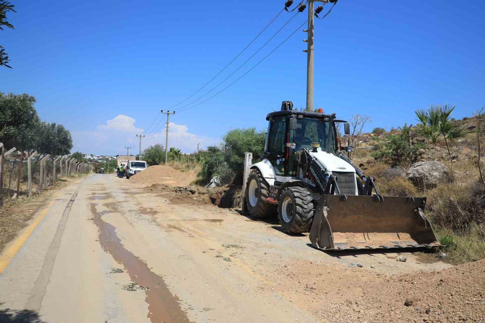 Büyükşehir, Bodrum’un içme suyu hatlarını değiştiriyor
