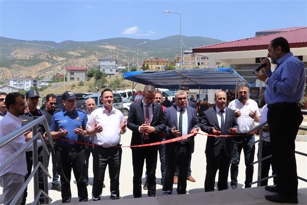 Camii dualarla ibadete açıldı
