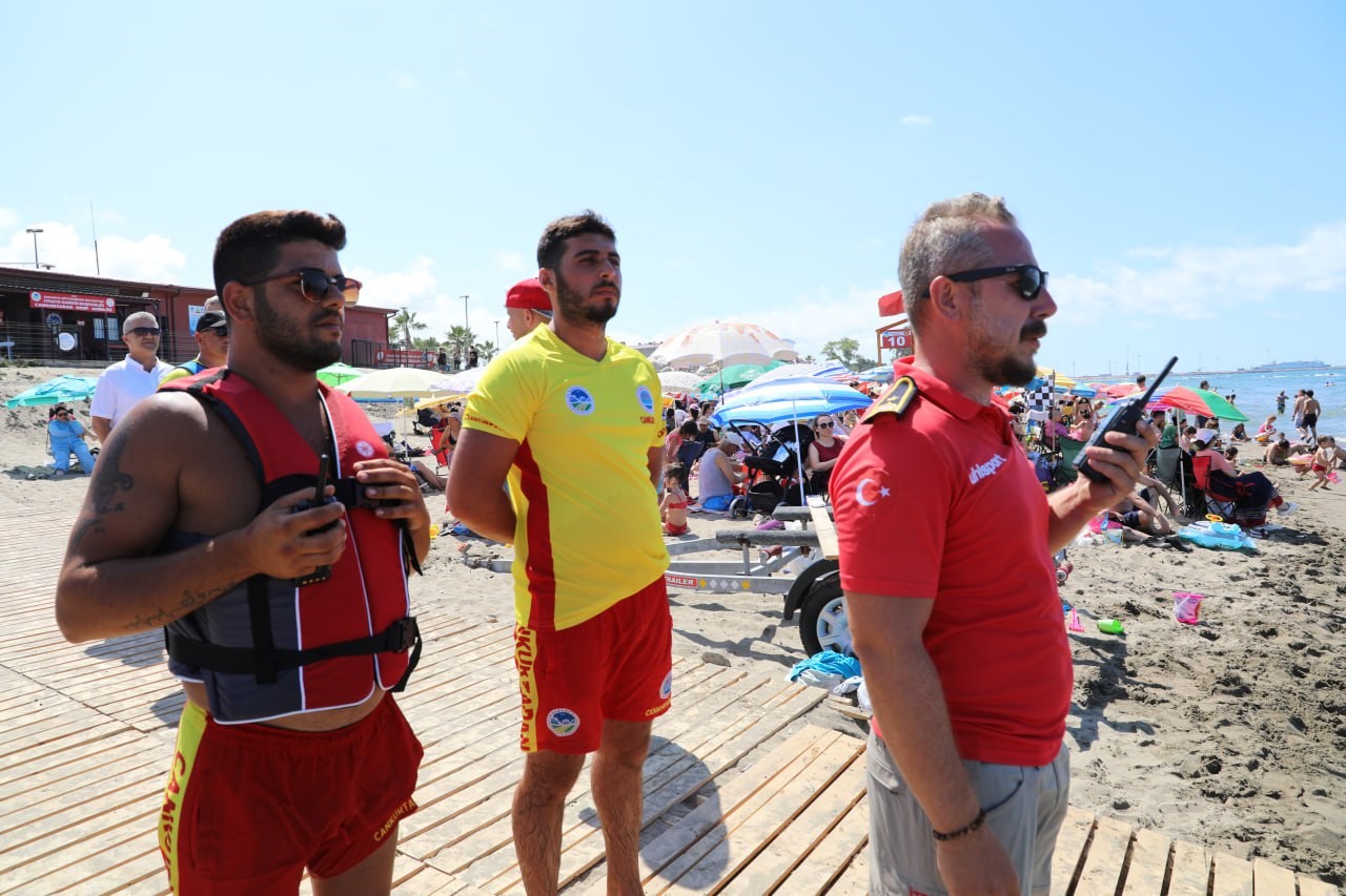 Cankurtaranların hayat nöbeti: Bayramda 16 kişiyi ölümün kıyısından aldılar
