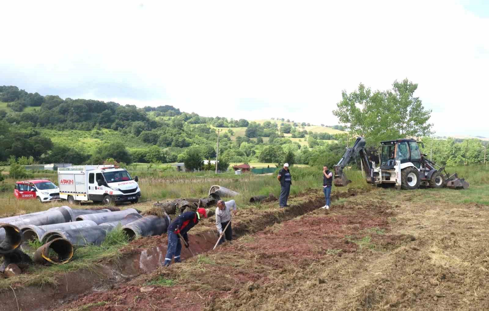 Tarıma can veren sulama kanalları temizleniyor
