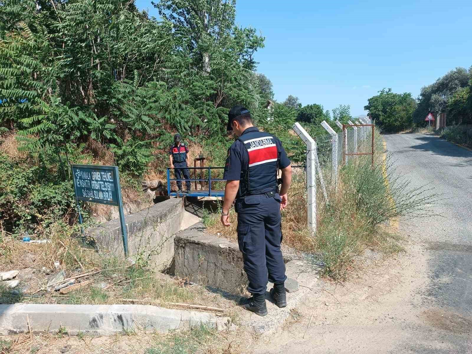 Jandarma ekipleri vatandaşları boğulma olaylarına karşı uyarıyor
