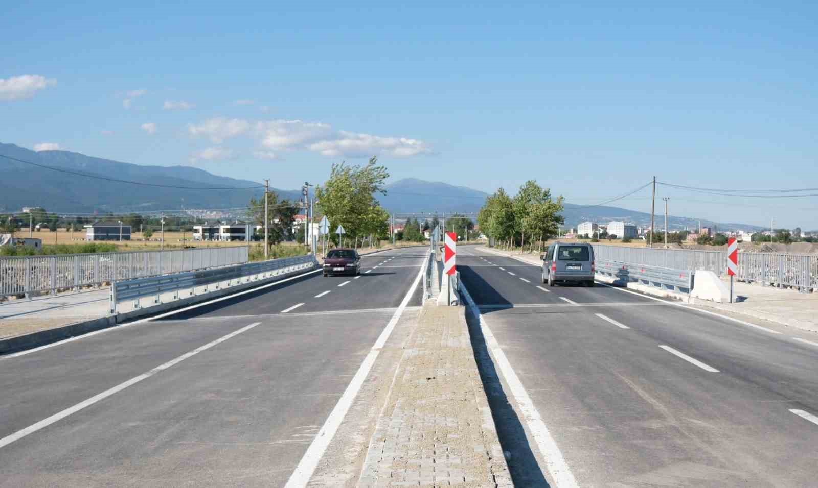 4 aydır kapalı olan yol, trafiğe açıldı
