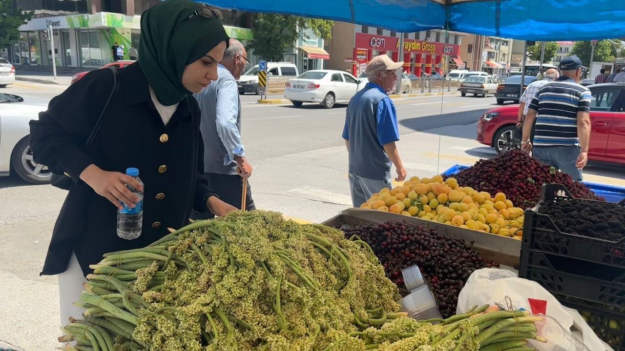 Sezonun son ışkınları tezgâhlarda yerini aldı
