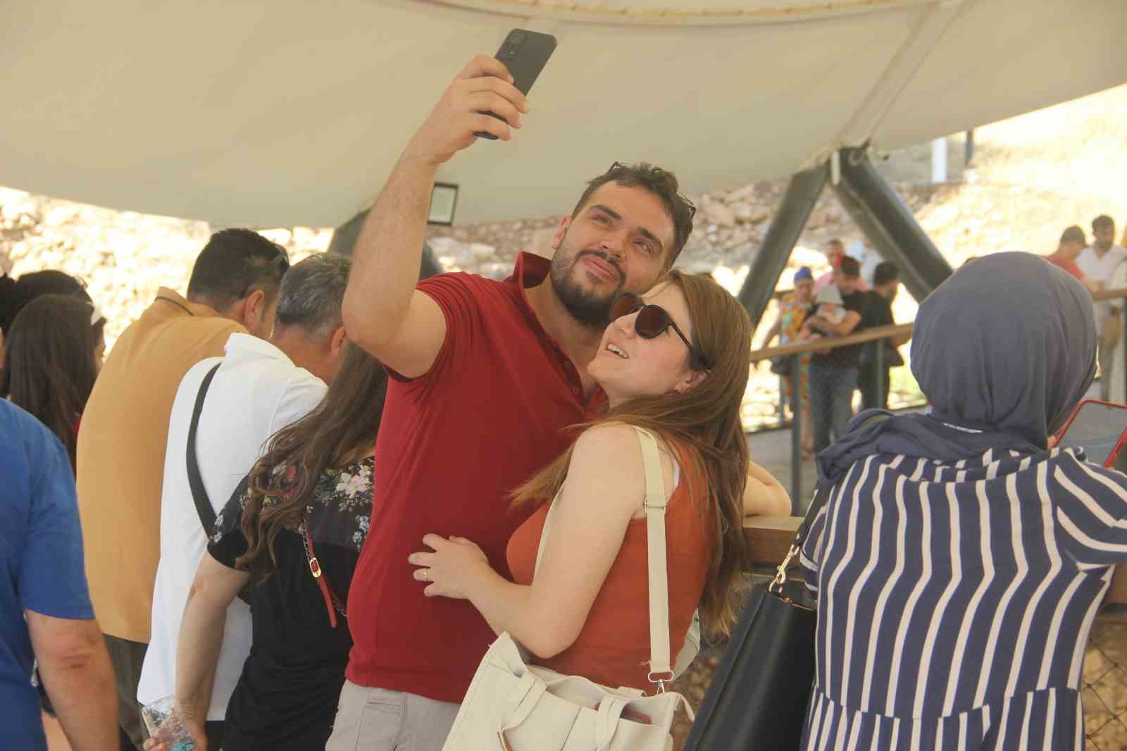 Bayram tatilinde Göbeklitepe’ye ziyaretçi akını
