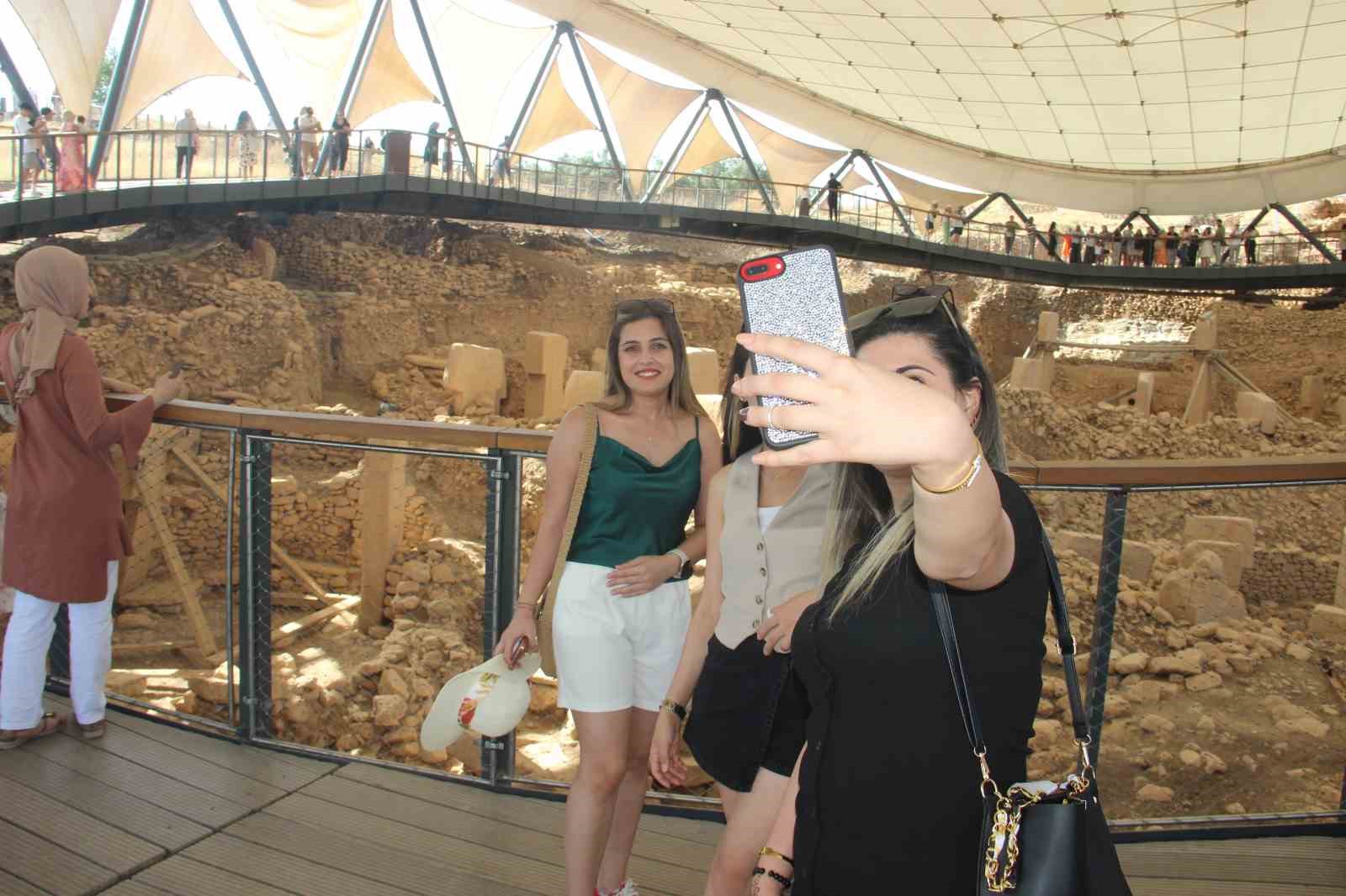 Bayram tatilinde Göbeklitepe’ye ziyaretçi akını
