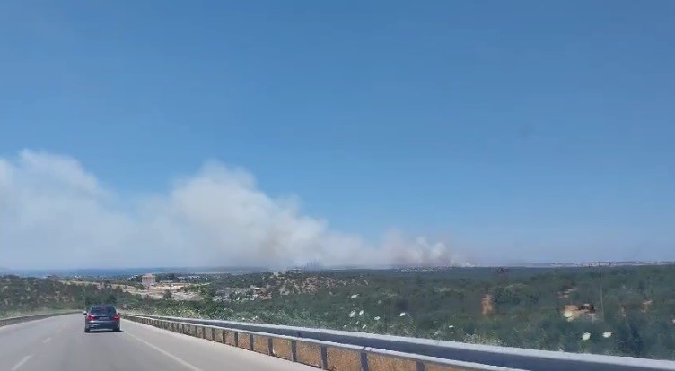 Çanakkale’de yangına havadan ve karadan müdahale ediliyor
