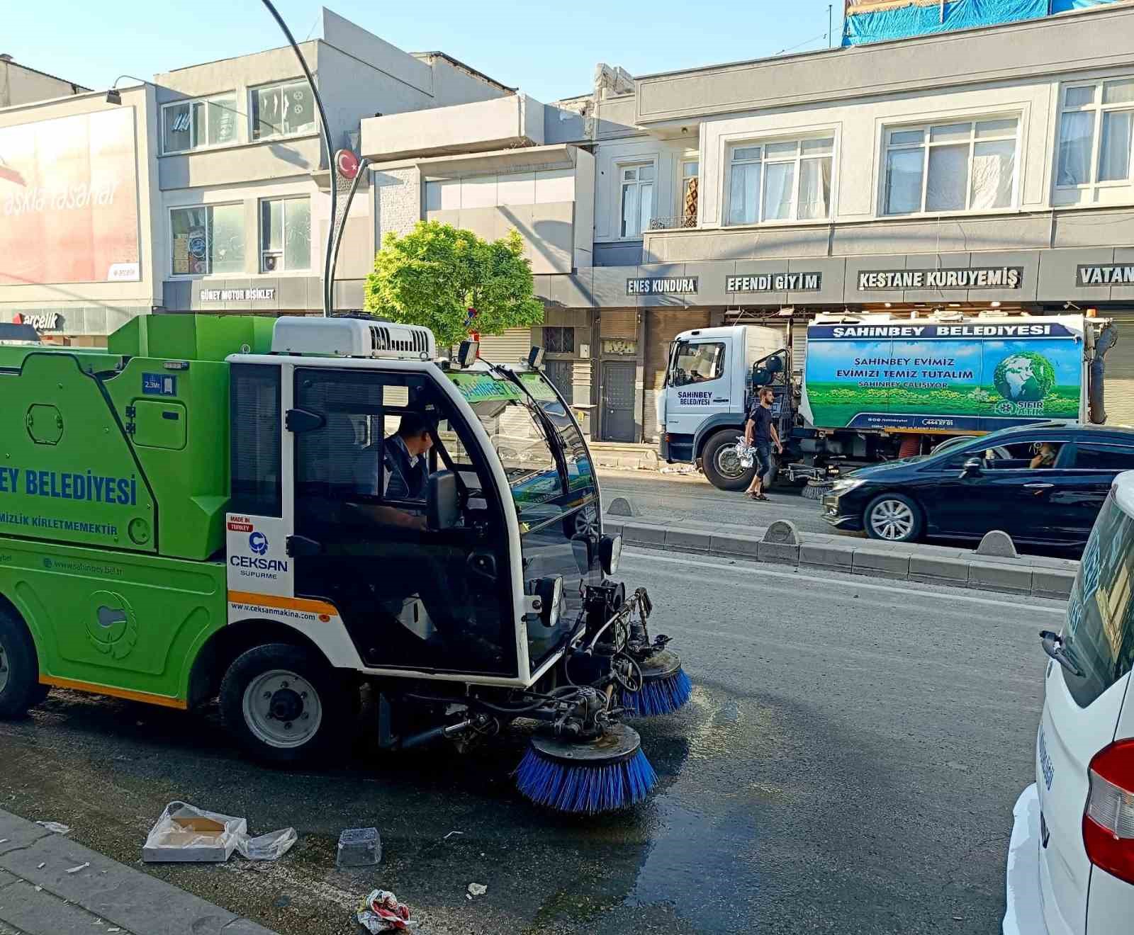 Şahinbey’de temizlik işleri ekipleri, bayram boyunca görev başındaydı
