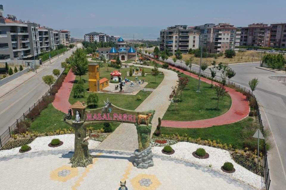 Merkezefendi Masal Parkı minik ziyaretçilerini bekliyor
