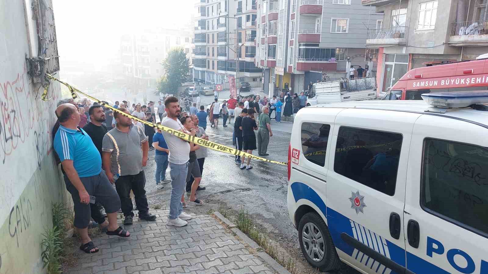 Samsun’da çatı katında korkutan yangın
