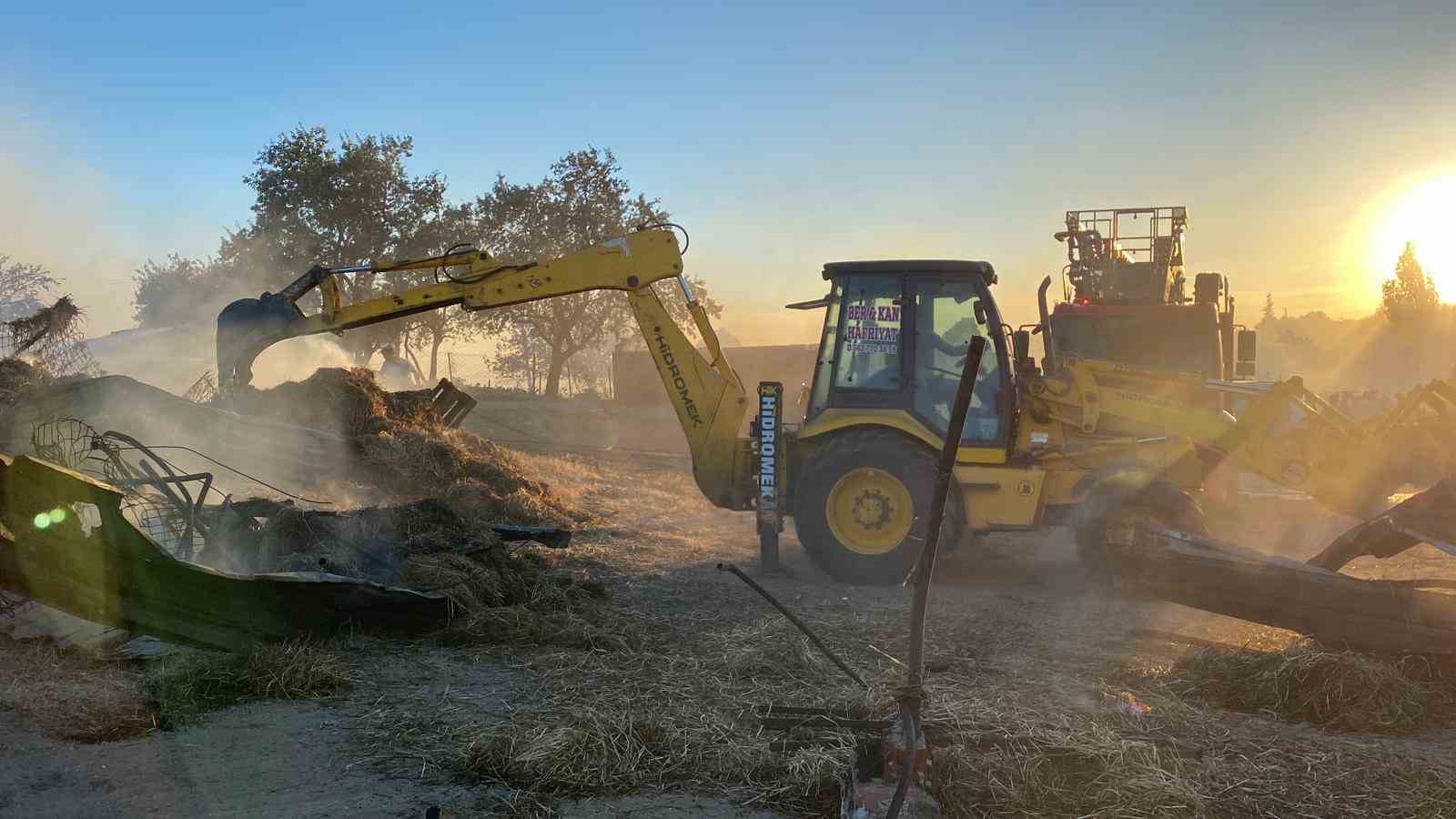 Çanakkale’de boşaltılan köylerdeki bazı evler yandı
