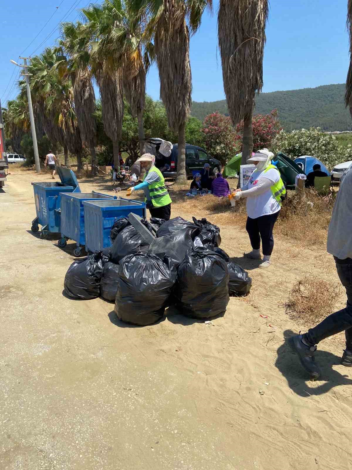 Bayram tatilinde Selçuk’ta temizlik seferberliği
