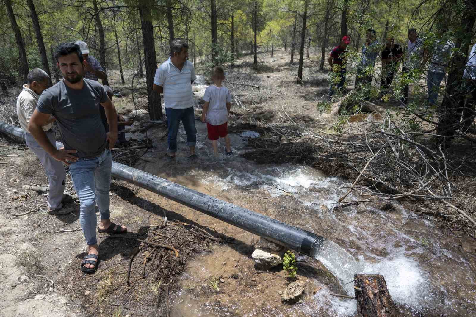 Mut’un Kayaönü Mahallesi’nde sulama suyu sorunu sona erdi
