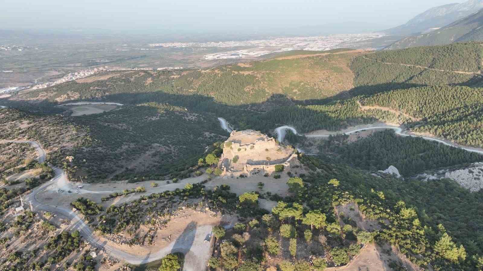 Manisa’nın saklı değeri ’Yoğurtçu Kalesi’ için önemli gelişme
