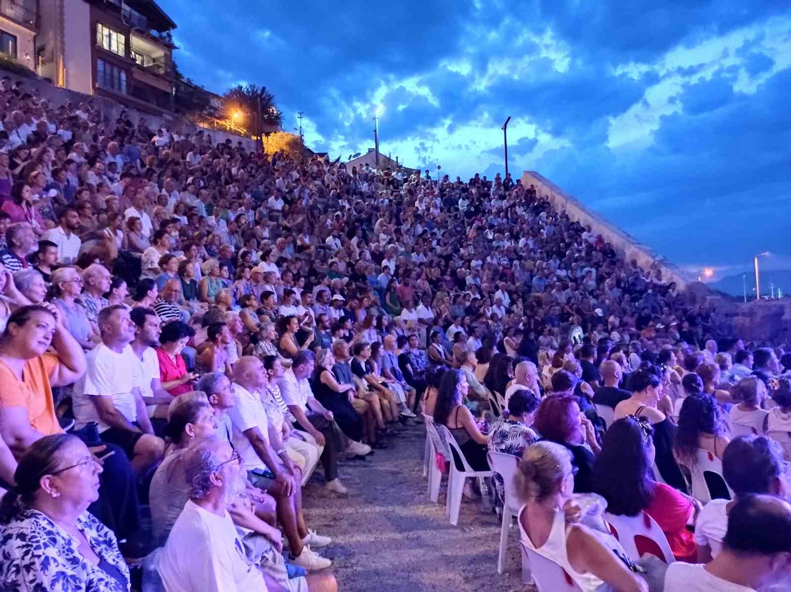 11. Benyamin Sönmez Klasik Müzik Festivali başladı
