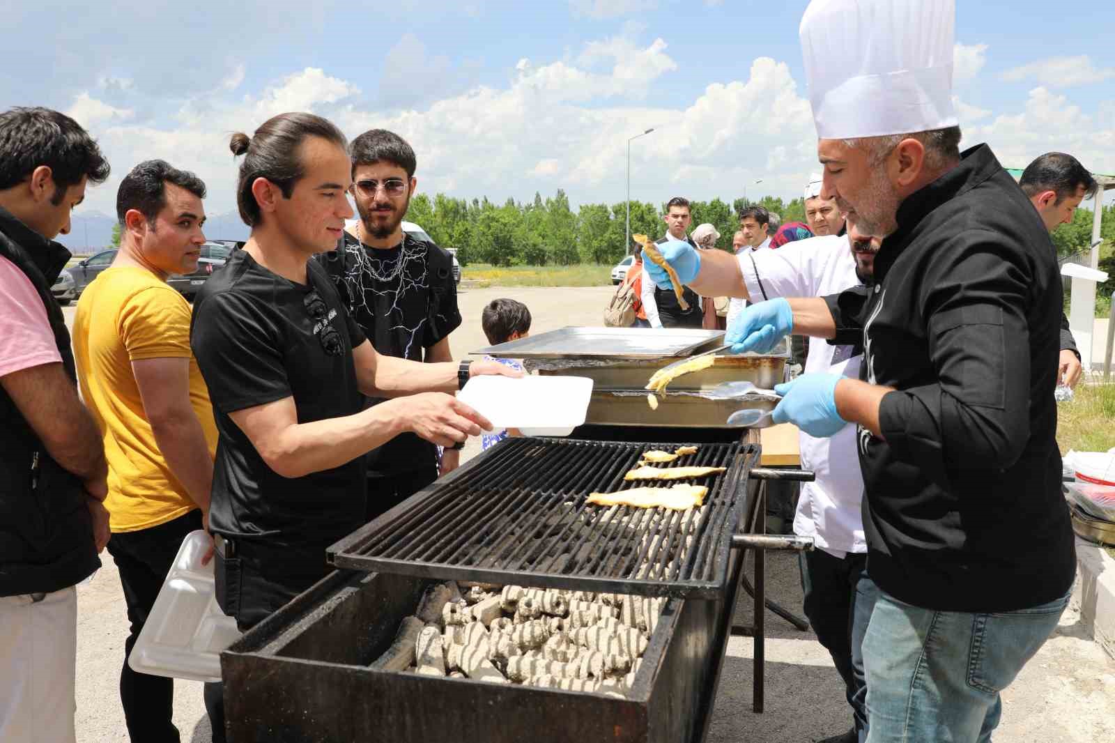 Öğrenciler, binicilik deneyimini manej alanında yaşadı
