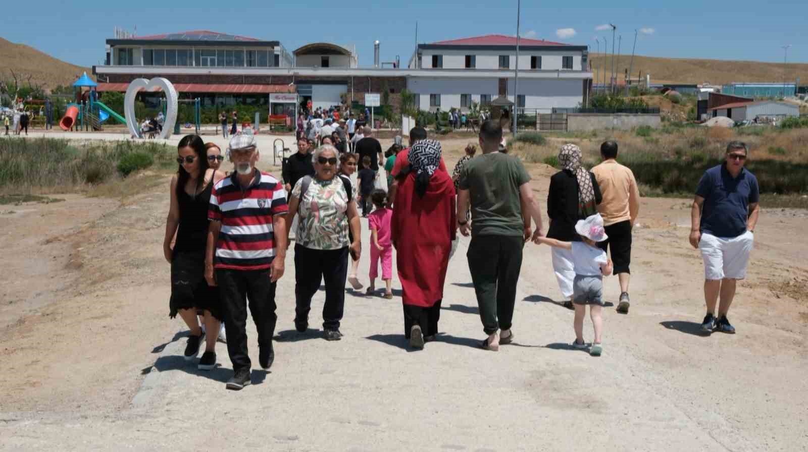 Tuz Gölü şifa turizminin merkezi haline geliyor
