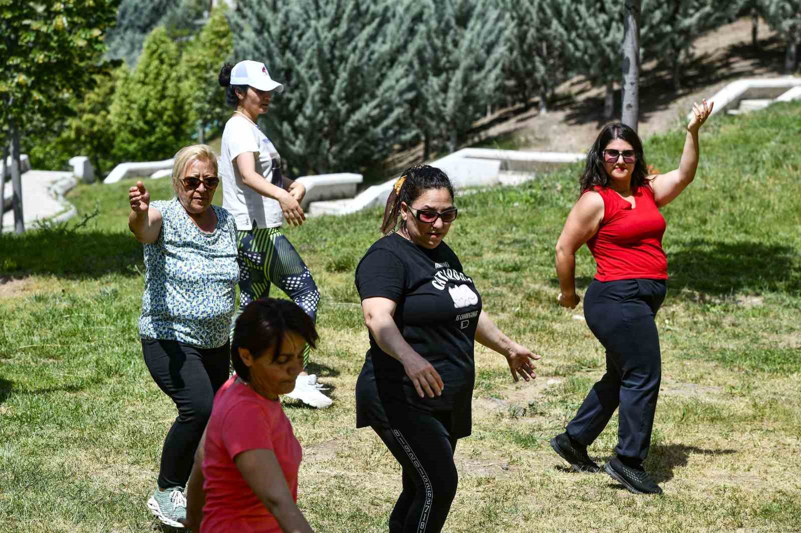 Ankaralılar her sabah güne sporla başlıyor
