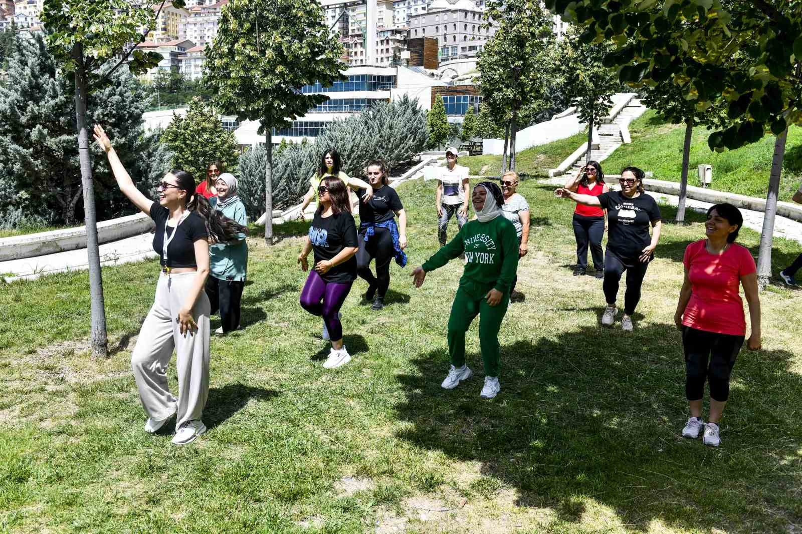 Ankaralılar her sabah güne sporla başlıyor
